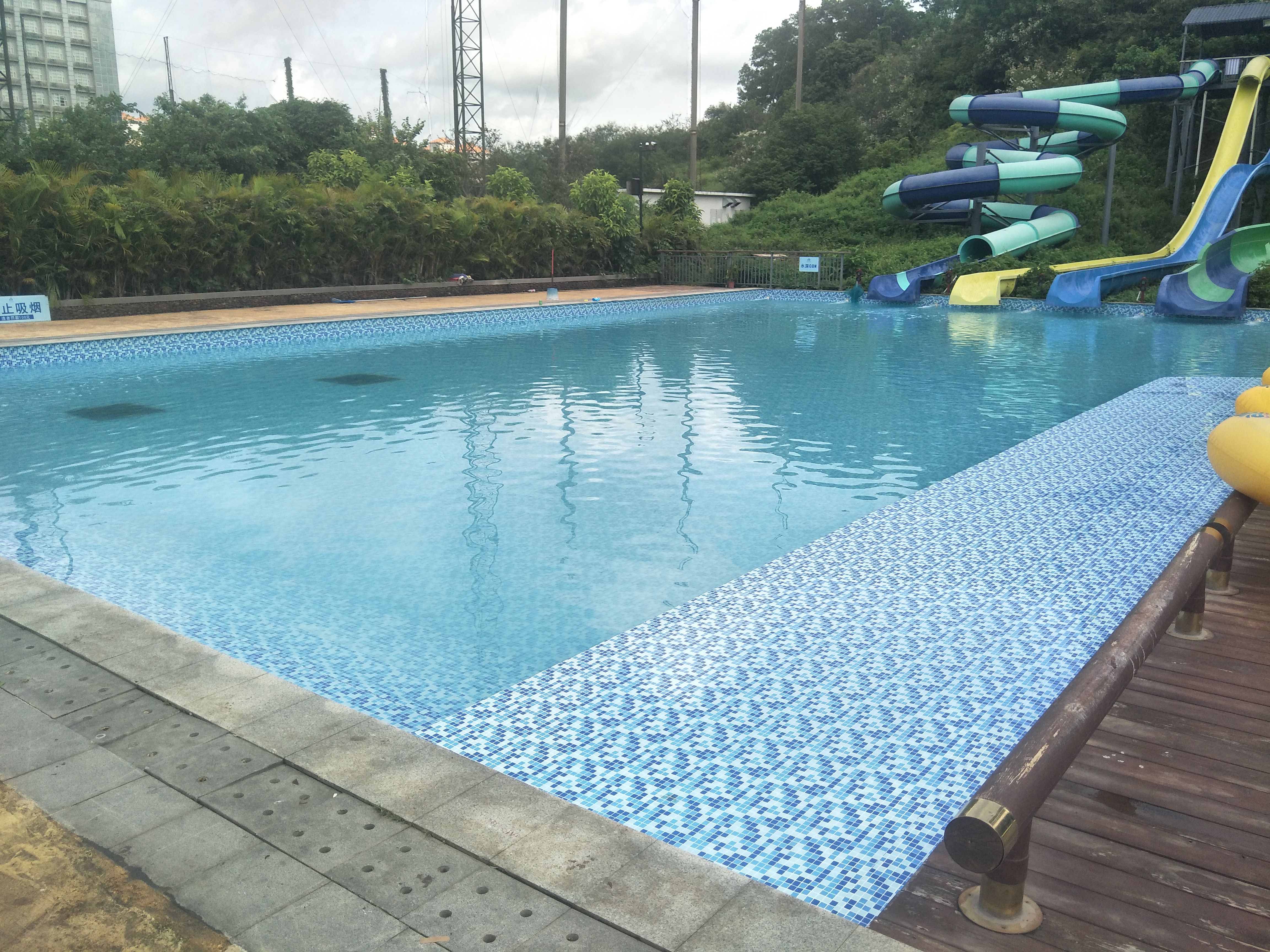 都說泳池防水膠膜好，那么它好在哪里？